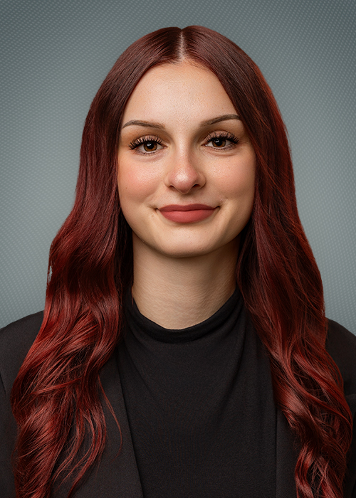 Portrait Lilly-Sophia Schilling